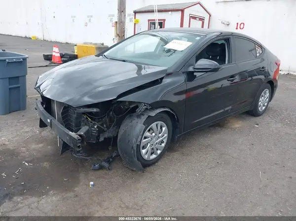 KMHD74LF6JU628106 2018 HYUNDAI ELANTRA - Image 2