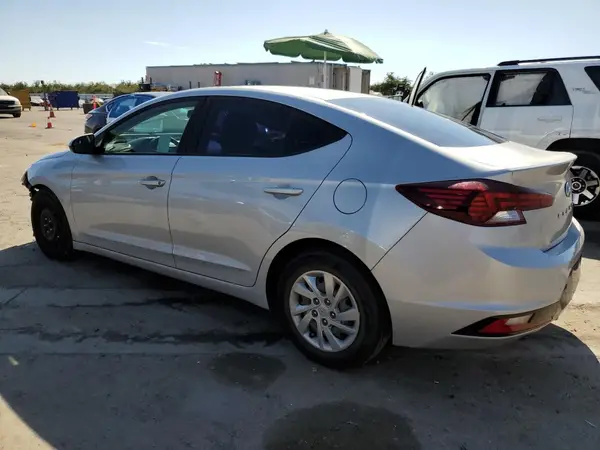 KMHD74LF6KU761739 2019 HYUNDAI ELANTRA - Image 2