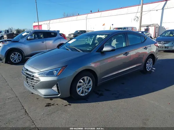 KMHD74LF6KU777472 2019 HYUNDAI ELANTRA - Image 2