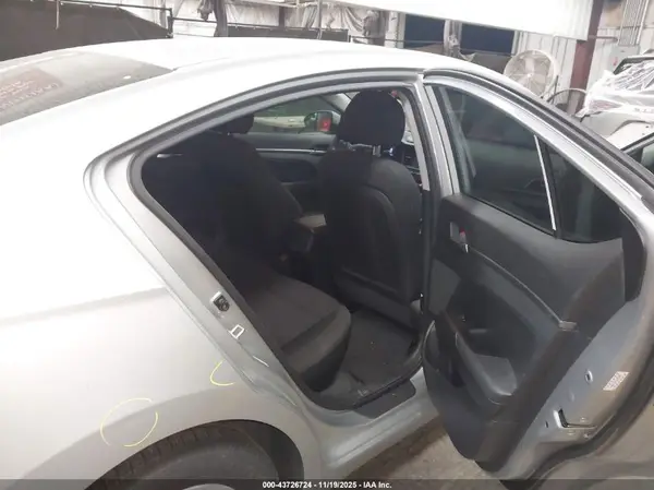 KMHD74LF6LU106207 2020 HYUNDAI ELANTRA - Image 8