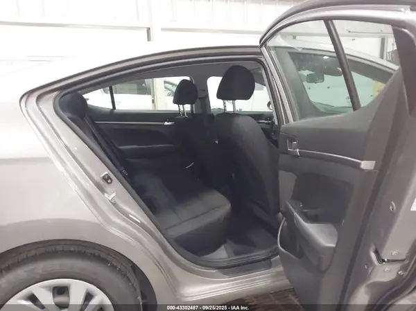 KMHD74LF6LU900284 2020 HYUNDAI ELANTRA - Image 8