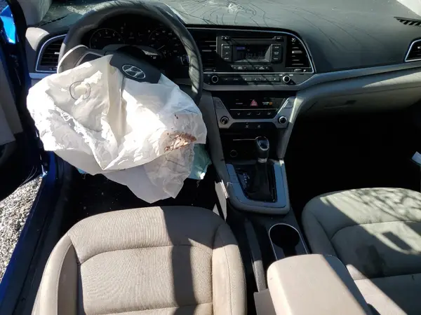 KMHD74LF7HU068459 2017 HYUNDAI ELANTRA - Image 8