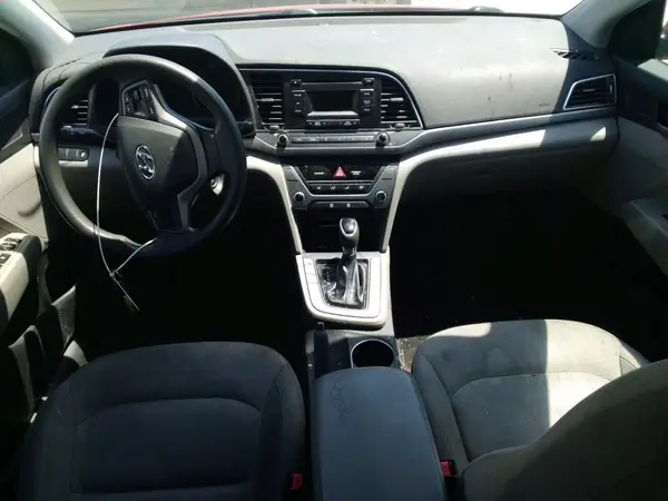 KMHD74LF7HU073211 2017 HYUNDAI ELANTRA - Image 8
