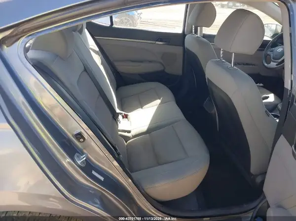 KMHD74LF7HU081275 2017 HYUNDAI ELANTRA - Image 8