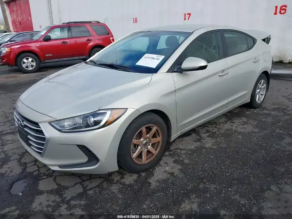 KMHD74LF7HU083754 2017 HYUNDAI ELANTRA - Image 2