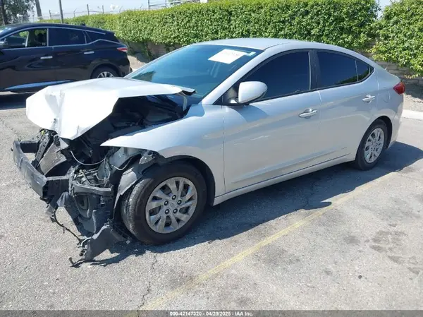 KMHD74LF7HU084273 2017 HYUNDAI ELANTRA - Image 2