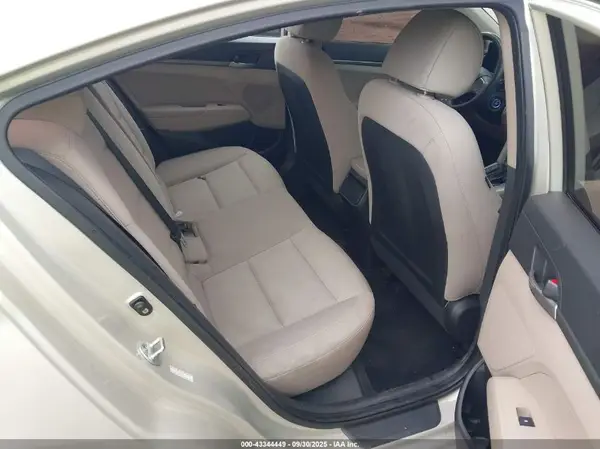 KMHD74LF7HU090140 2017 HYUNDAI ELANTRA - Image 8