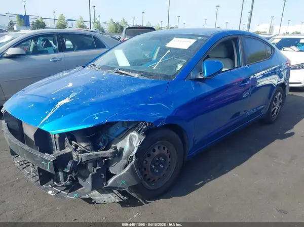 KMHD74LF7HU094088 2017 HYUNDAI ELANTRA - Image 2