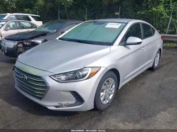 KMHD74LF7HU099517 2017 HYUNDAI ELANTRA - Image 2
