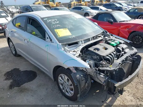 KMHD74LF7HU112945 2017 HYUNDAI ELANTRA - Image 1
