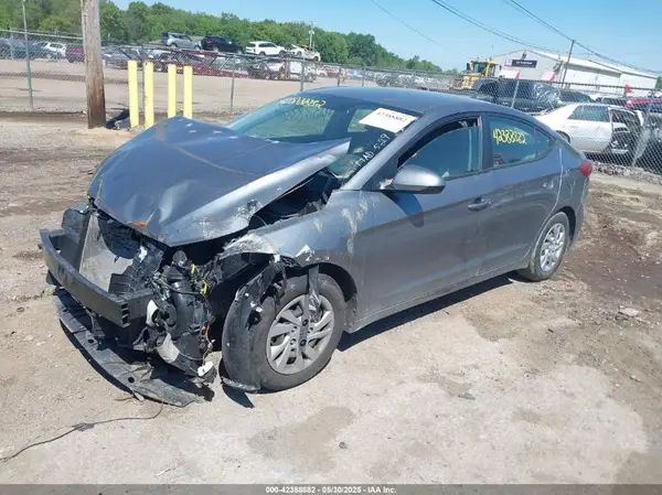 KMHD74LF7HU115540 2017 HYUNDAI ELANTRA - Image 2