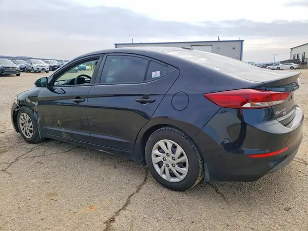 KMHD74LF7HU127915 2017 HYUNDAI ELANTRA - Image 2