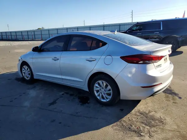 KMHD74LF7HU302678 2017 HYUNDAI ELANTRA - Image 2