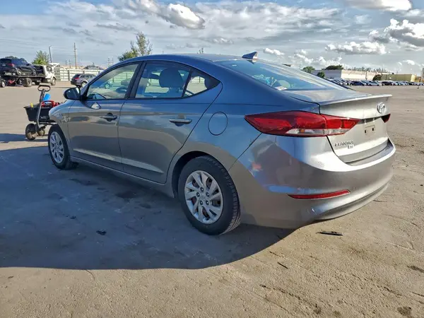 KMHD74LF7HU368809 2017 HYUNDAI ELANTRA - Image 2