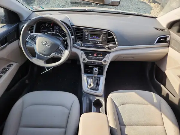 KMHD74LF7HU383956 2017 HYUNDAI ELANTRA - Image 8