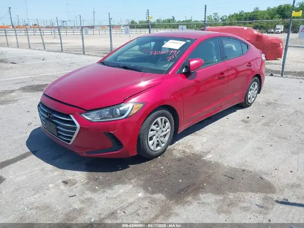 KMHD74LF7HU398828 2017 HYUNDAI ELANTRA - Image 2