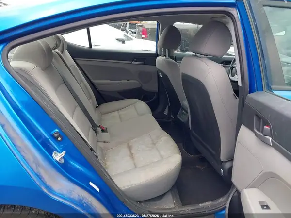 KMHD74LF7HU418236 2017 HYUNDAI ELANTRA - Image 8