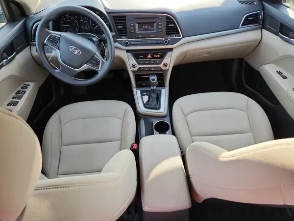 KMHD74LF7JU471413 2018 HYUNDAI ELANTRA - Image 8