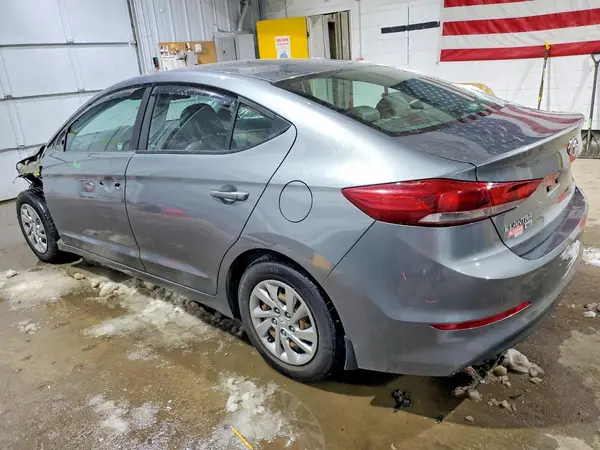 KMHD74LF7JU555134 2018 HYUNDAI ELANTRA - Image 2
