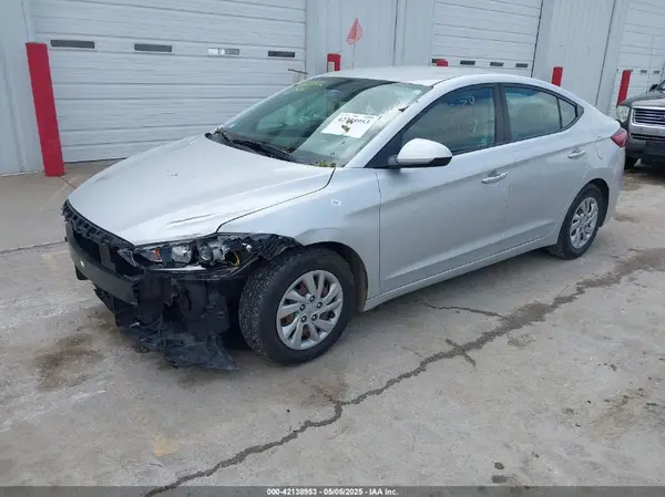 KMHD74LF7JU611539 2018 HYUNDAI ELANTRA - Image 2