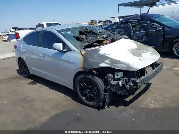 KMHD74LF7JU619687 2018 HYUNDAI ELANTRA - Image 1
