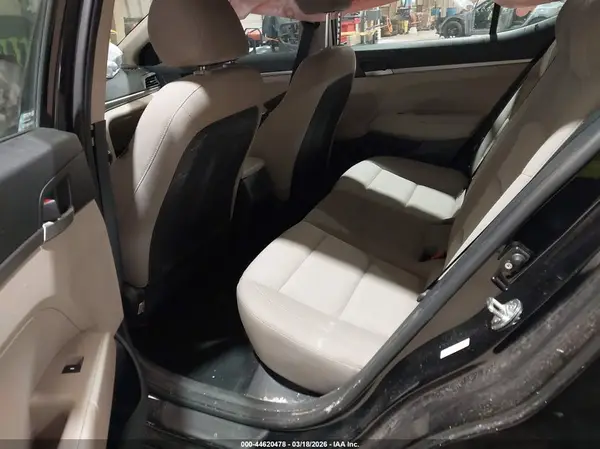 KMHD74LF7KU786536 2019 HYUNDAI ELANTRA - Image 8