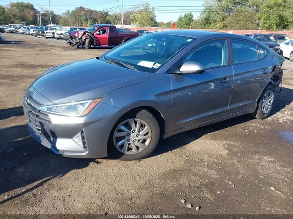 KMHD74LF7KU863681 2019 HYUNDAI ELANTRA - Image 2