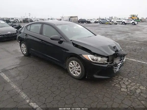 KMHD74LF8HU058099 2017 HYUNDAI ELANTRA - Image 1