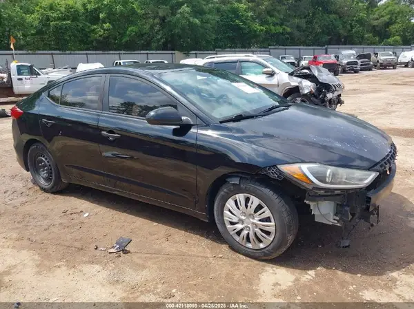 KMHD74LF8HU065490 2017 HYUNDAI ELANTRA - Image 1