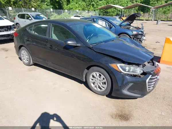 KMHD74LF8HU070365 2017 HYUNDAI ELANTRA - Image 1