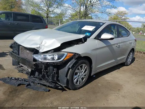 KMHD74LF8HU072133 2017 HYUNDAI ELANTRA - Image 2