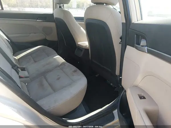 KMHD74LF8HU072133 2017 HYUNDAI ELANTRA - Image 8