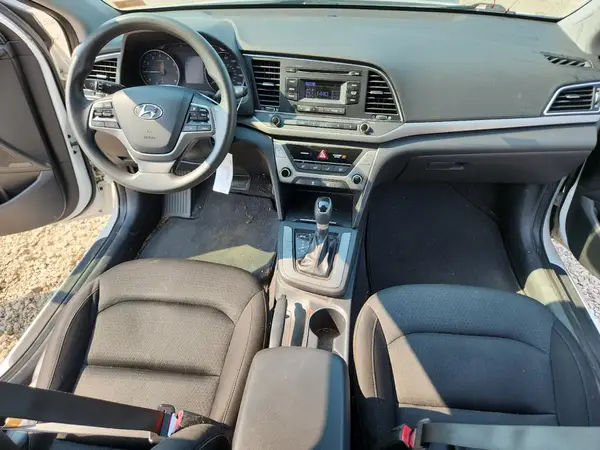 KMHD74LF8HU078501 2017 HYUNDAI ELANTRA - Image 8