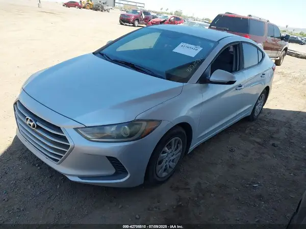 KMHD74LF8HU088137 2017 HYUNDAI ELANTRA - Image 2