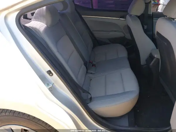 KMHD74LF8HU088137 2017 HYUNDAI ELANTRA - Image 8