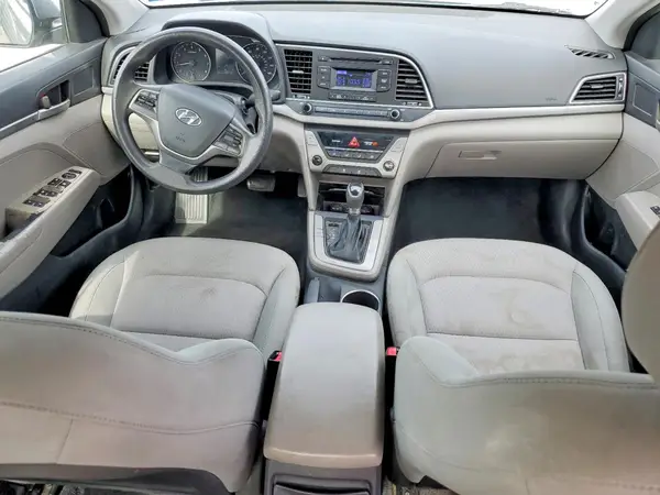 KMHD74LF8HU109990 2017 HYUNDAI ELANTRA - Image 8