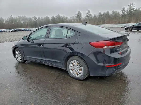 KMHD74LF8HU110539 2017 HYUNDAI ELANTRA - Image 2