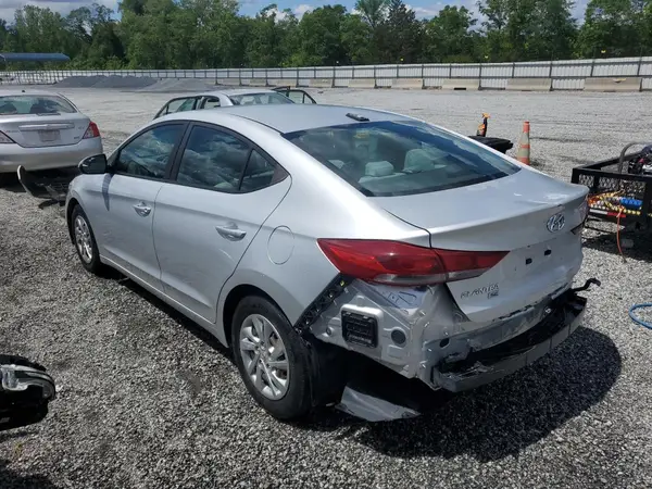 KMHD74LF8HU115868 2017 HYUNDAI ELANTRA - Image 2