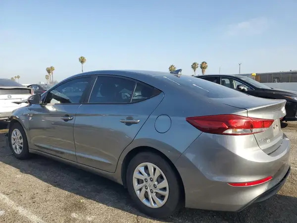 KMHD74LF8HU121959 2017 HYUNDAI ELANTRA - Image 2