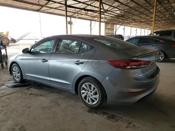 KMHD74LF8HU135893 2017 HYUNDAI ELANTRA - Image 2