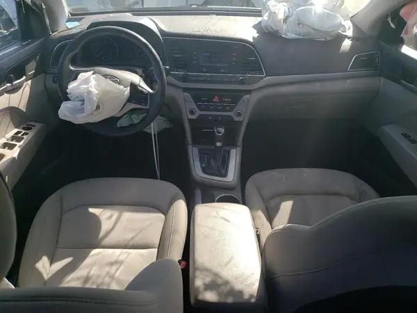 KMHD74LF8HU328450 2017 HYUNDAI ELANTRA - Image 8