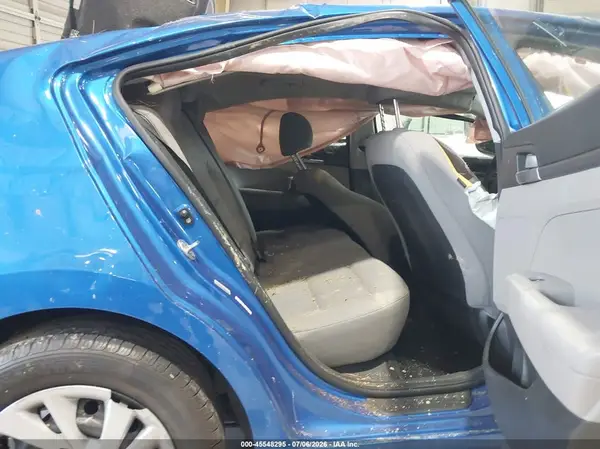 KMHD74LF8HU330814 2017 HYUNDAI ELANTRA - Image 8