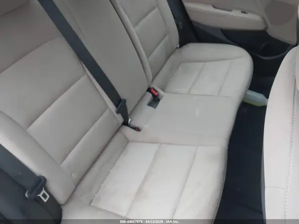 KMHD74LF8HU354952 2017 HYUNDAI ELANTRA - Image 8