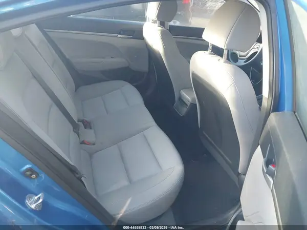 KMHD74LF8HU367491 2017 HYUNDAI ELANTRA - Image 8