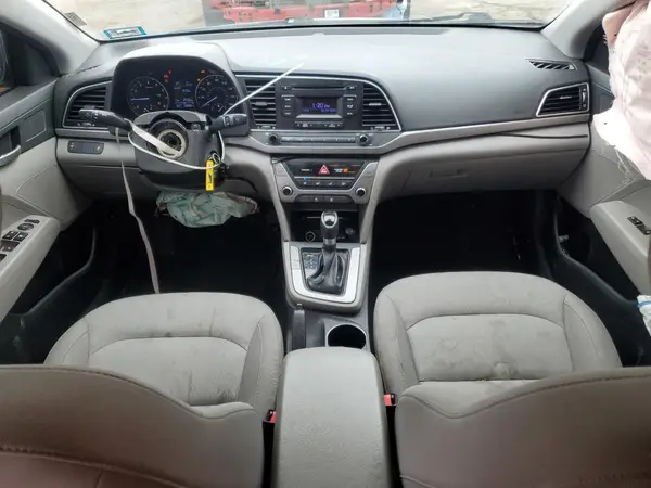 KMHD74LF8HU371962 2017 HYUNDAI ELANTRA - Image 8
