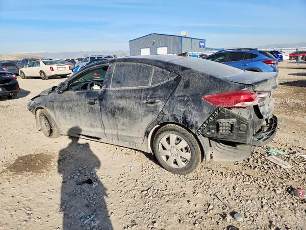 KMHD74LF8HU376482 2017 HYUNDAI ELANTRA - Image 2