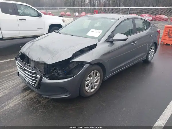 KMHD74LF8HU382623 2017 HYUNDAI ELANTRA - Image 2