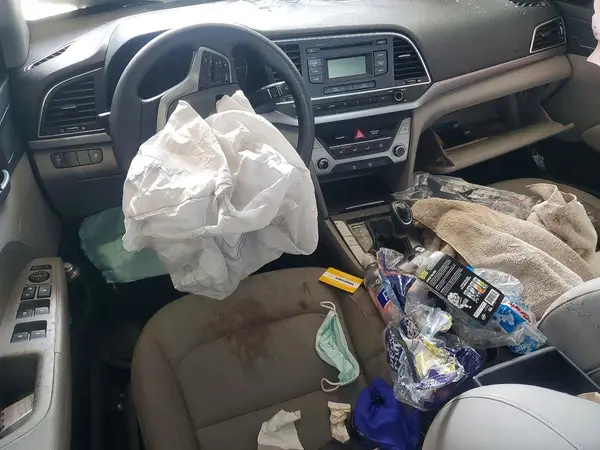 KMHD74LF8HU390477 2017 HYUNDAI ELANTRA - Image 8