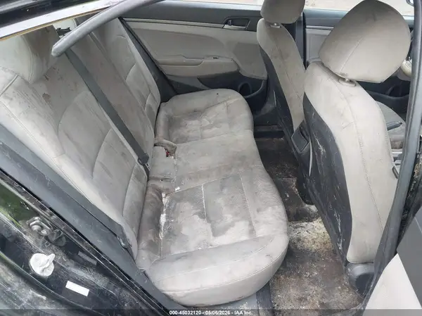 KMHD74LF8HU394836 2017 HYUNDAI ELANTRA - Image 8