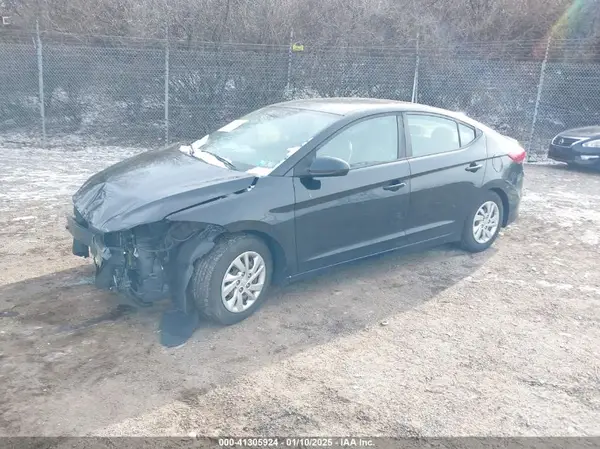 KMHD74LF8JU467709 2018 HYUNDAI ELANTRA - Image 2